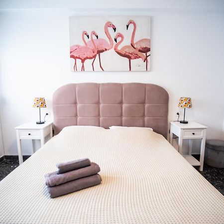 Explore Greece From Apartment With Private Garden Халкис Екстериор снимка